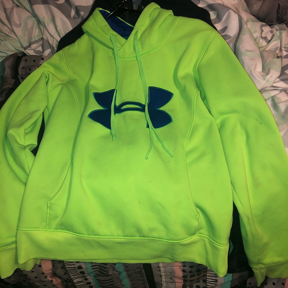 Under Armor pull over hoodie